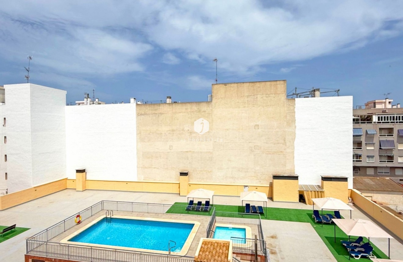 Tweedehands - Appartement / flat -
Torrevieja - Costa Blanca