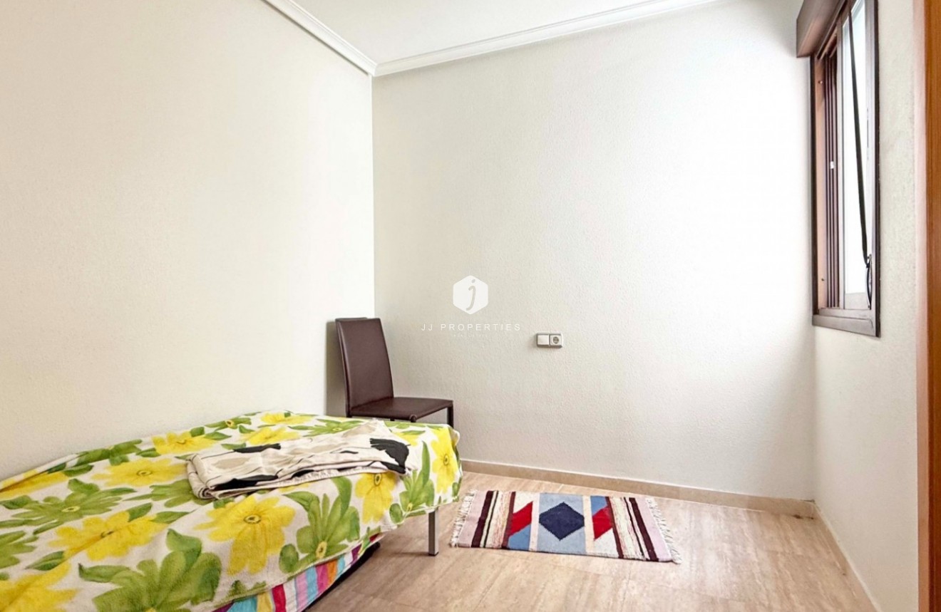 Tweedehands - Appartement / flat -
Torrevieja - Costa Blanca