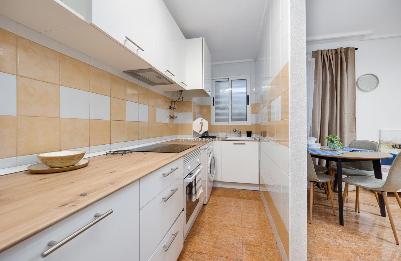 Tweedehands - Appartement / flat -
Torrevieja - Costa Blanca