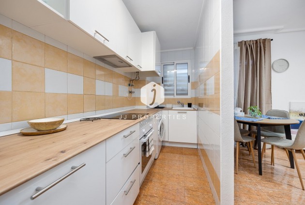 Tweedehands - Appartement / flat -
Torrevieja - Costa Blanca