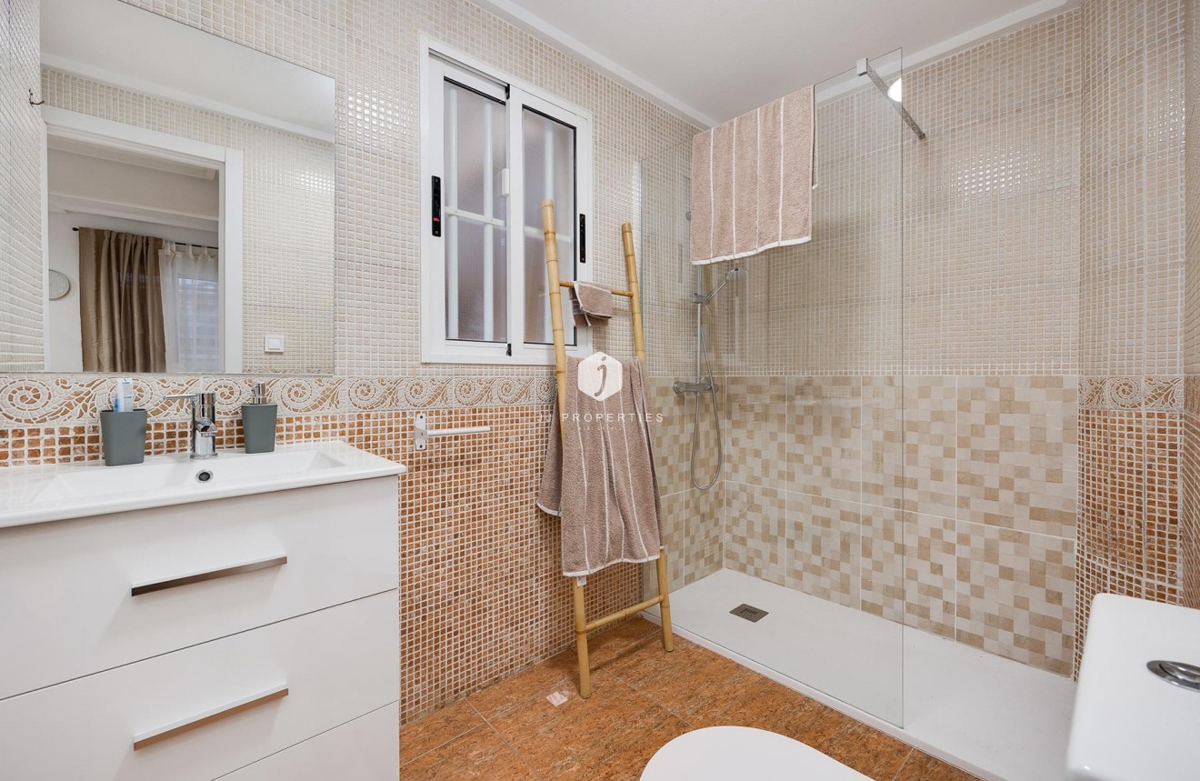 Tweedehands - Appartement / flat -
Torrevieja - Costa Blanca