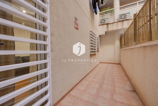 Tweedehands - Appartement / flat -
Torrevieja - Costa Blanca