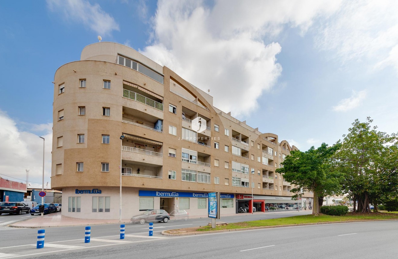 Tweedehands - Appartement / flat -
Torrevieja - Costa Blanca
