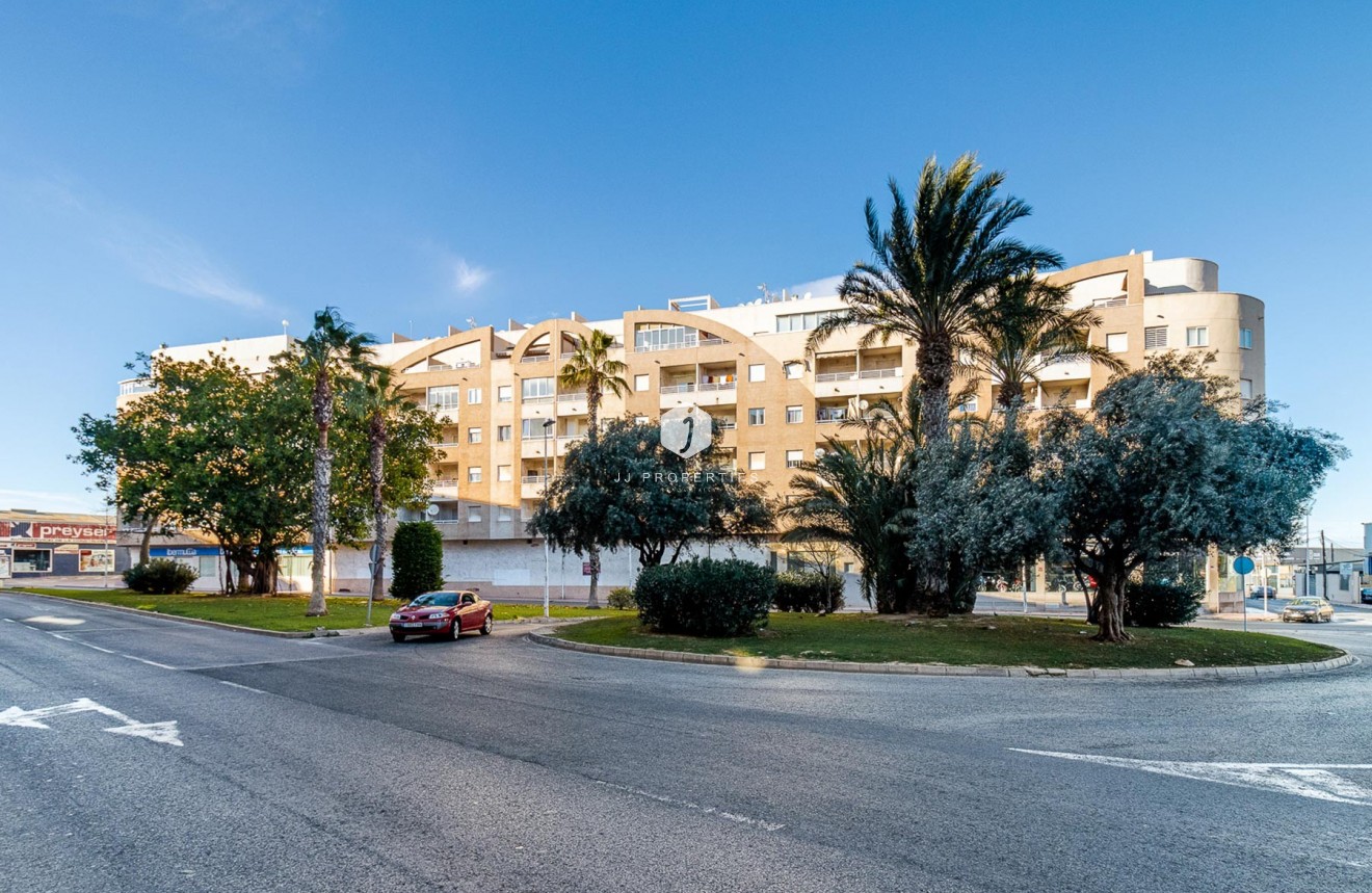 Tweedehands - Appartement / flat -
Torrevieja - Costa Blanca