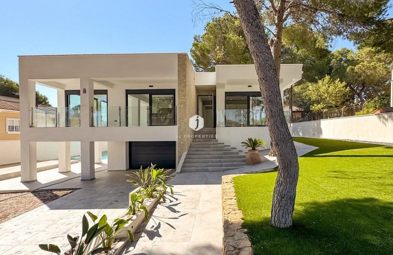 Tweedehands - Villa -
Torrevieja - Los Balcones - Los Altos del Edén