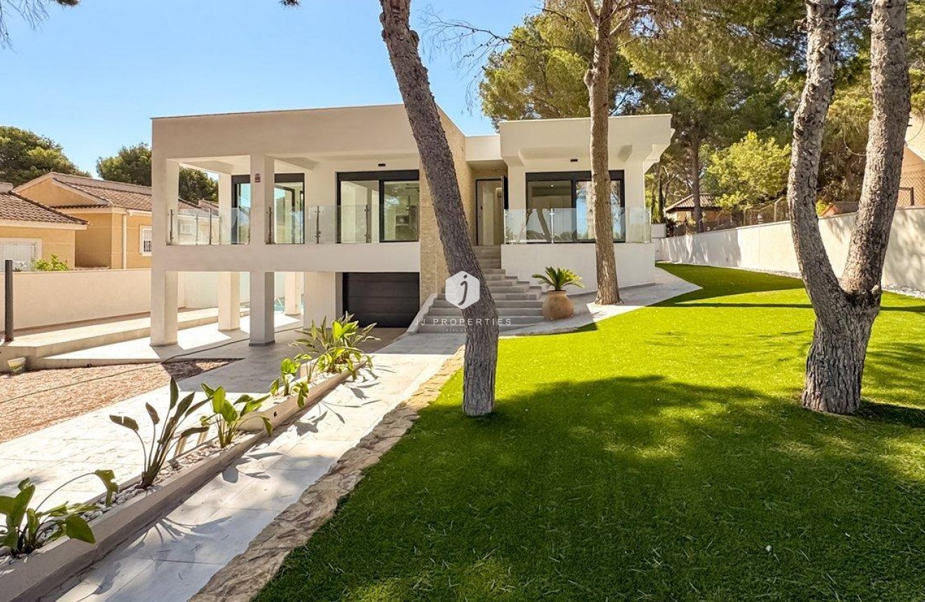 Tweedehands - Villa -
Torrevieja - Los Balcones - Los Altos del Edén