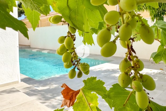 Tweedehands - Villa -
Torrevieja - Los Balcones - Los Altos del Edén