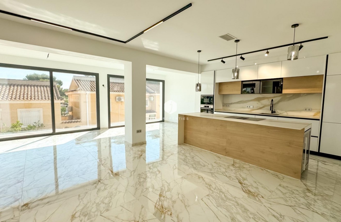 Tweedehands - Villa -
Torrevieja - Los Balcones - Los Altos del Edén