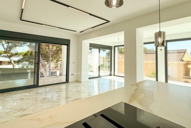 Tweedehands - Villa -
Torrevieja - Los Balcones - Los Altos del Edén