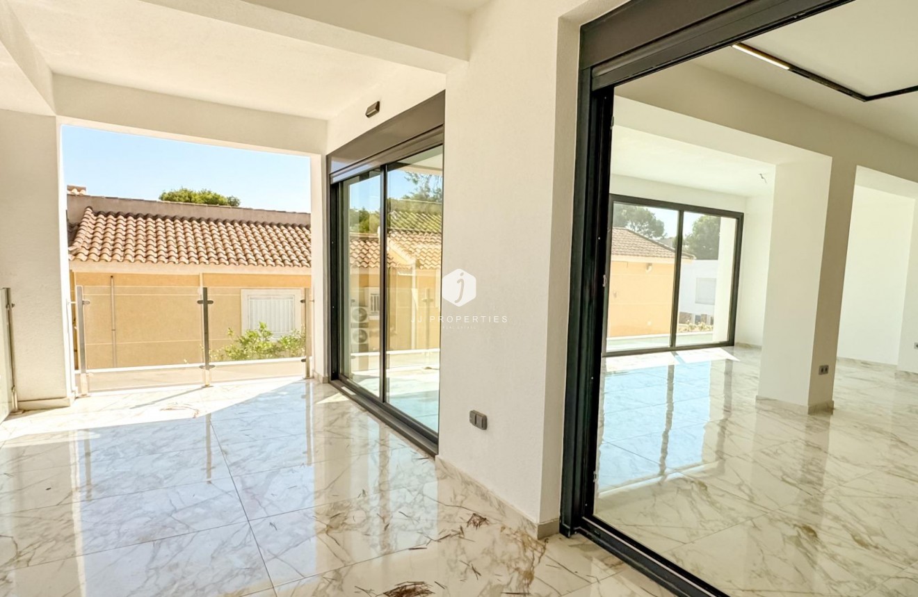 Tweedehands - Villa -
Torrevieja - Los Balcones - Los Altos del Edén