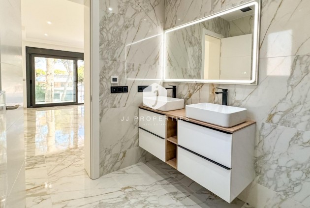 Tweedehands - Villa -
Torrevieja - Los Balcones - Los Altos del Edén