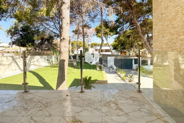 Tweedehands - Villa -
Torrevieja - Los Balcones - Los Altos del Edén