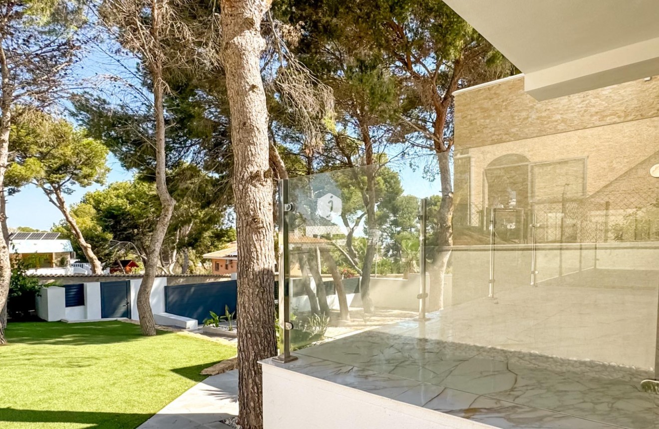 Tweedehands - Villa -
Torrevieja - Los Balcones - Los Altos del Edén