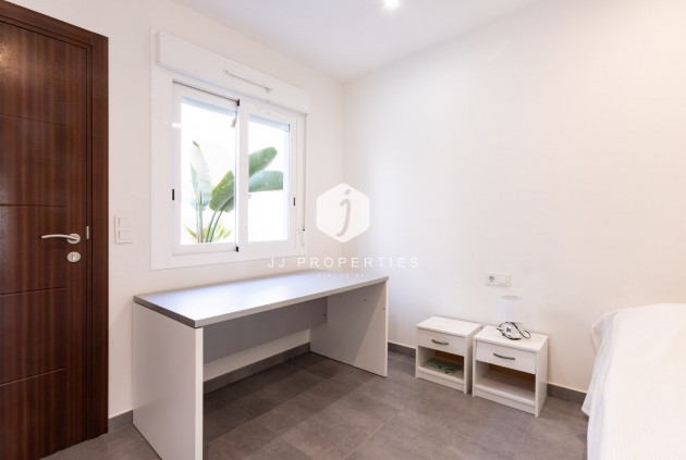 Tweedehands - Bungalow -
Torrevieja - Costa Blanca