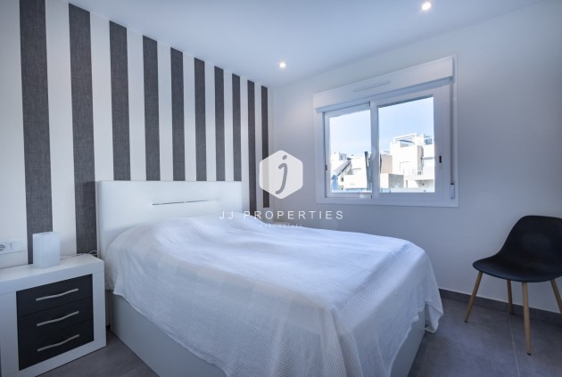 Tweedehands - Bungalow -
Torrevieja - Costa Blanca