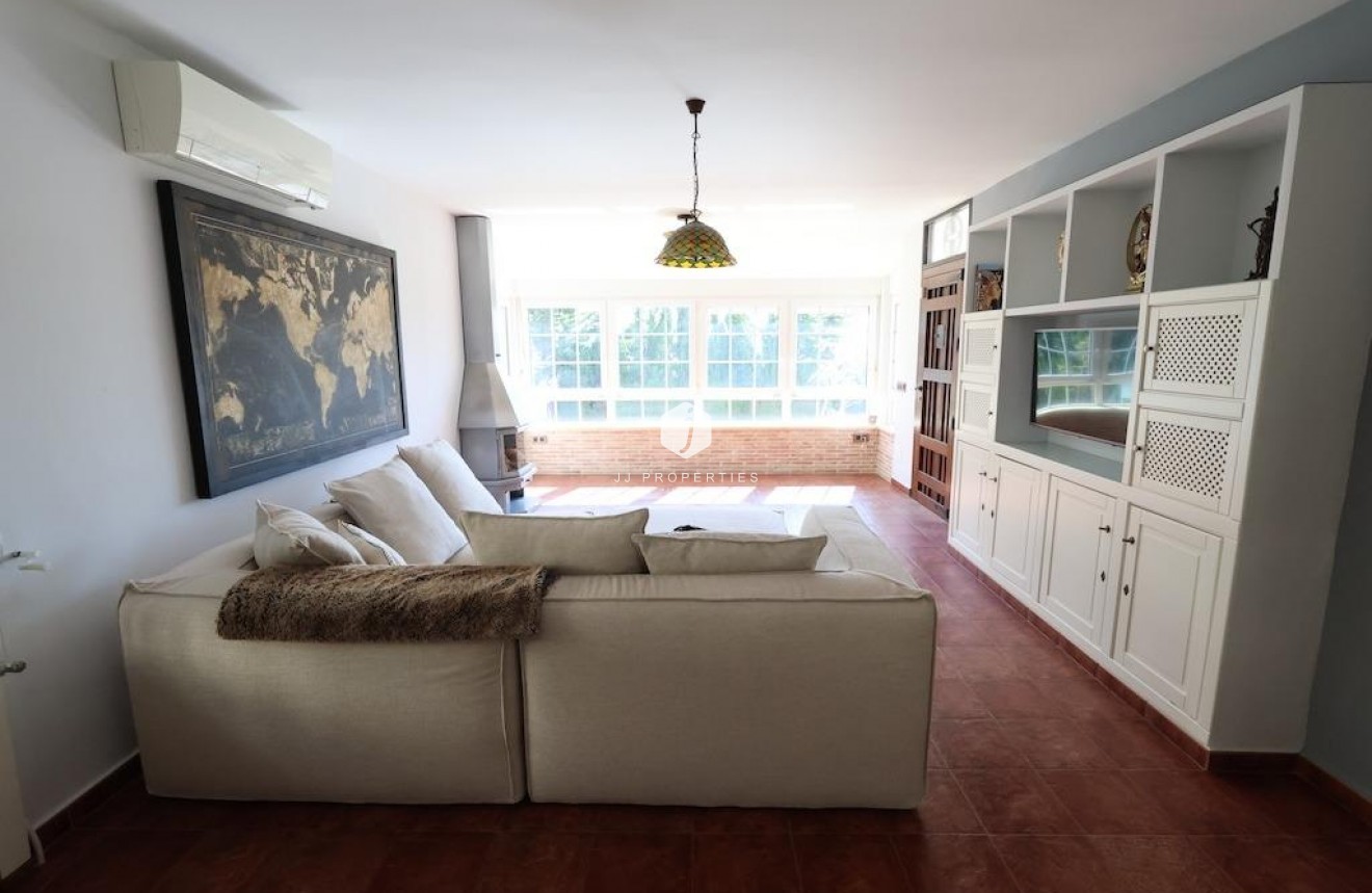 Tweedehands - Villa -
Orihuela Costa - Costa Blanca