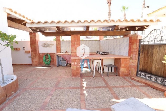 Tweedehands - Villa -
Orihuela Costa - Costa Blanca