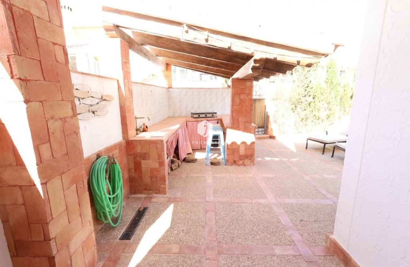 Tweedehands - Villa -
Orihuela Costa - Costa Blanca