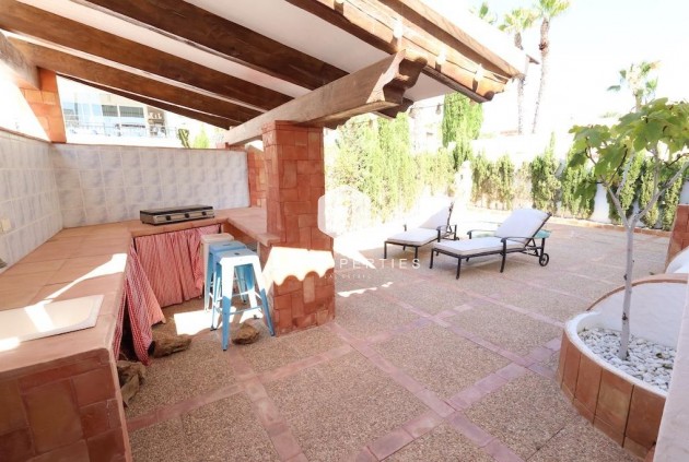 Tweedehands - Villa -
Orihuela Costa - Costa Blanca