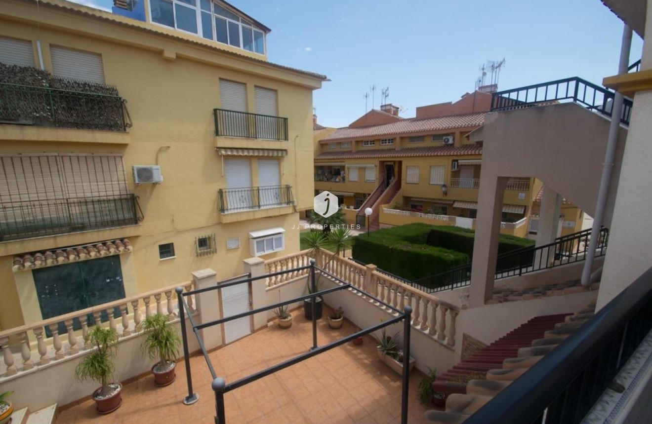 Tweedehands - Appartement / flat -
Torrevieja - Mar Azul