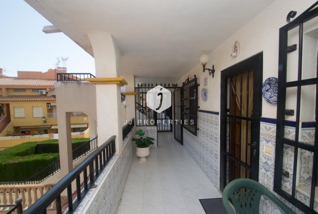 Tweedehands - Appartement / flat -
Torrevieja - Mar Azul