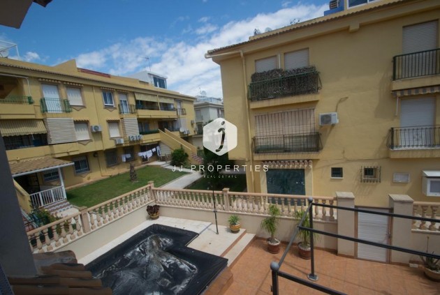 Tweedehands - Appartement / flat -
Torrevieja - Mar Azul