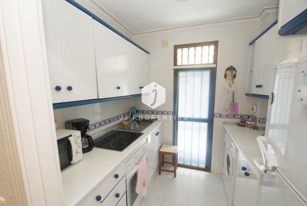 Tweedehands - Appartement / flat -
Torrevieja - Mar Azul