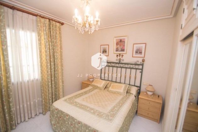 Tweedehands - Appartement / flat -
Torrevieja - Mar Azul