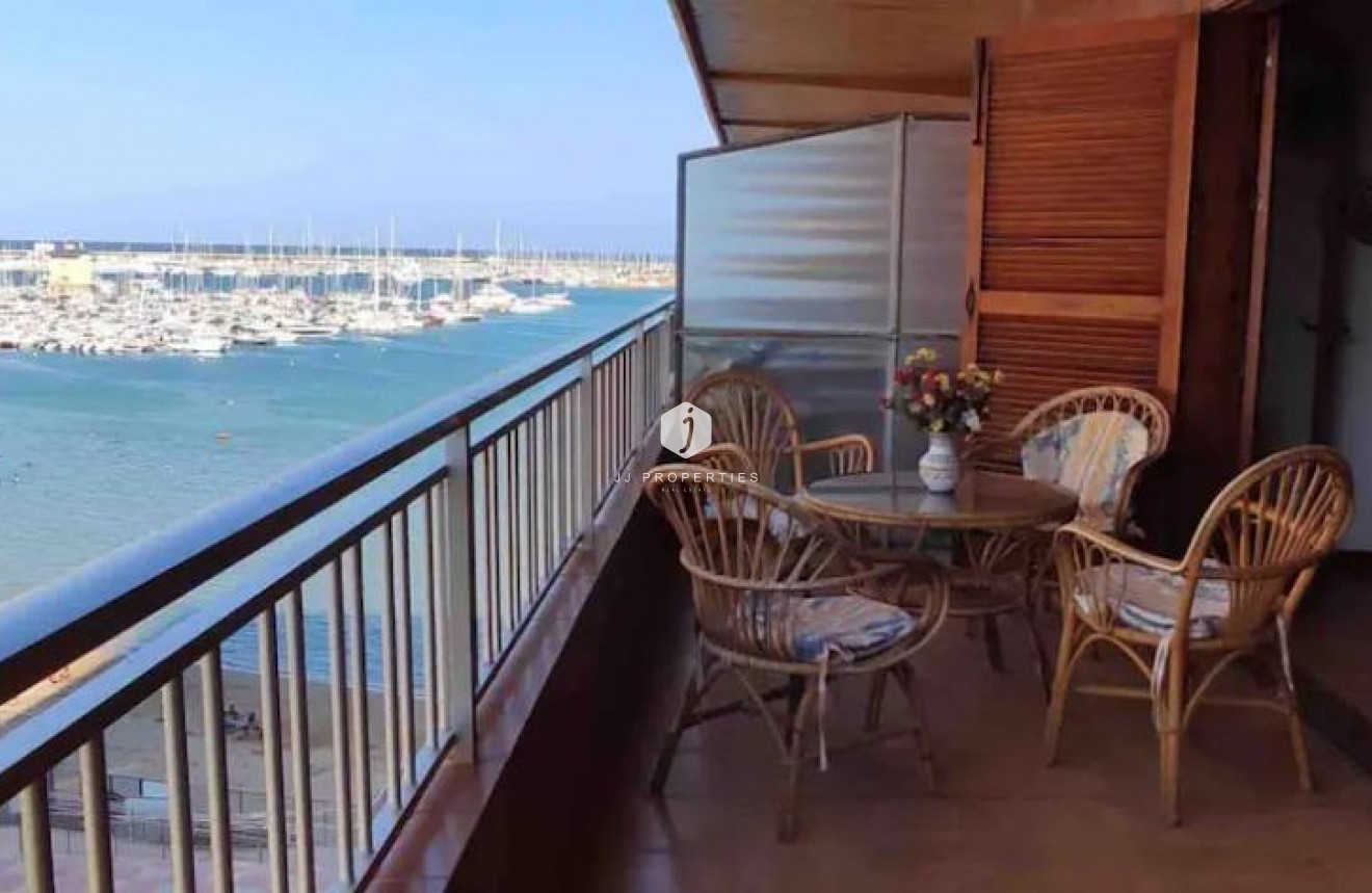 Tweedehands - duplex -
Torrevieja - Playa de los Naufragos