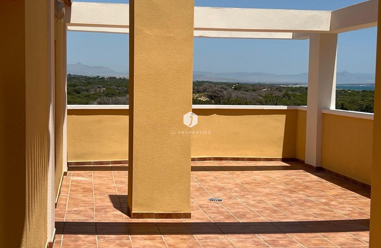 Tweedehands - Penthouse -
Guardamar del Segura - puerto deportivo