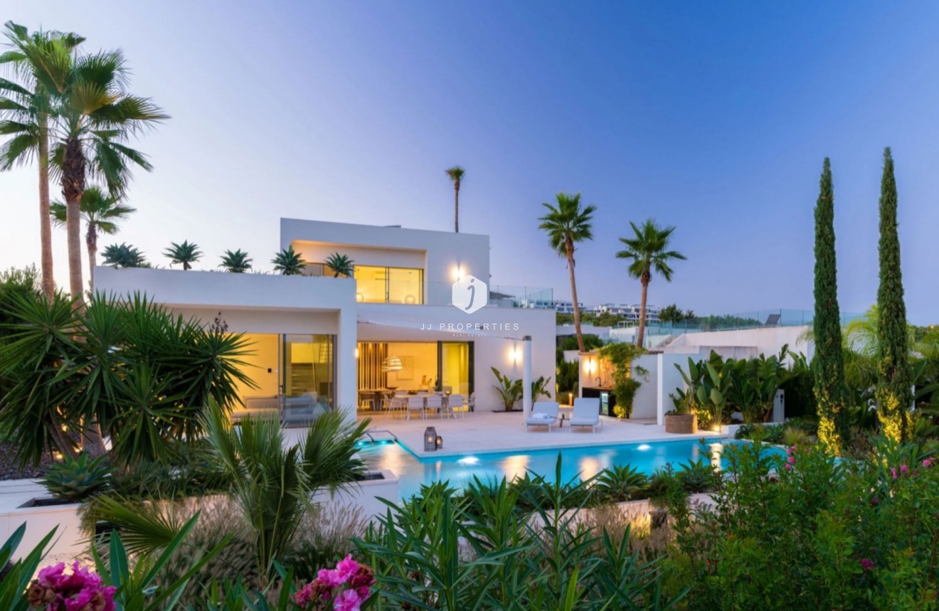 Tweedehands - Villa -
San Miguel de Salinas - Inland