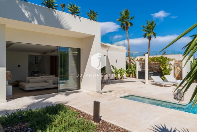 Tweedehands - Villa -
San Miguel de Salinas - Inland