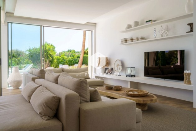 Tweedehands - Villa -
San Miguel de Salinas - Inland