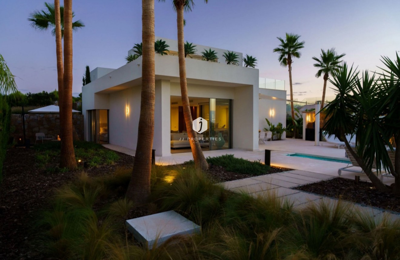 Tweedehands - Villa -
San Miguel de Salinas - Inland