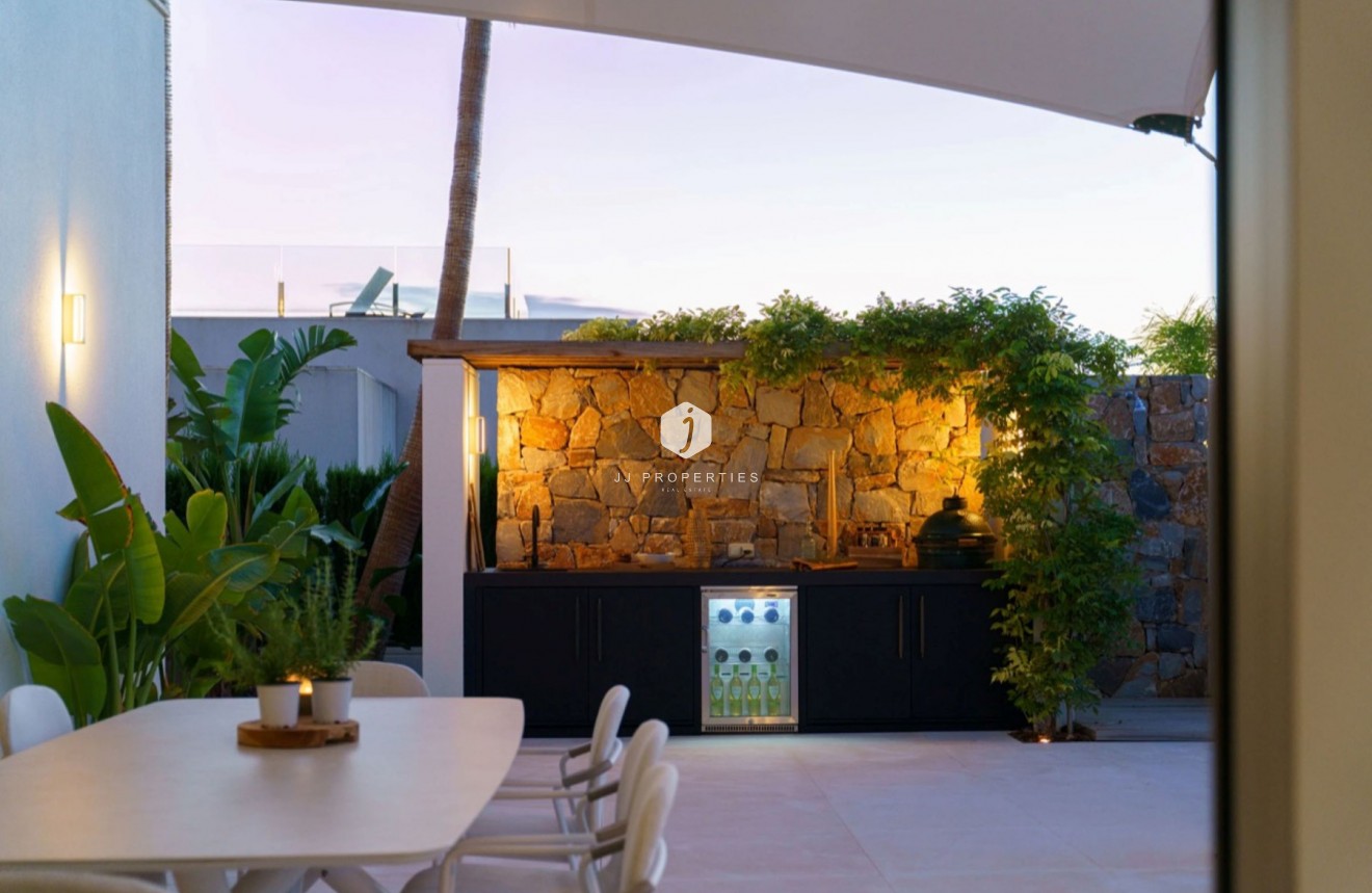 Tweedehands - Villa -
San Miguel de Salinas - Inland