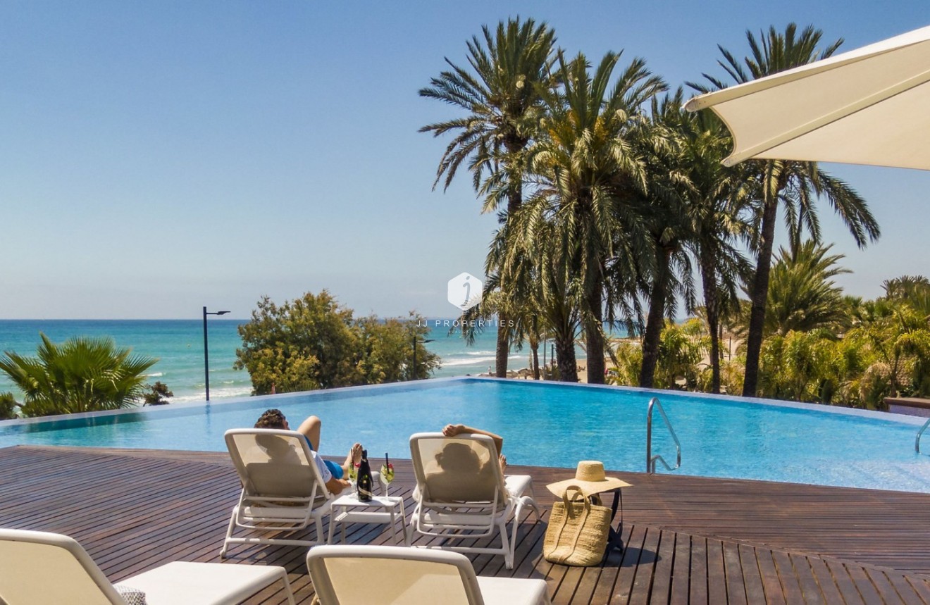 Tweedehands - Villa -
San Miguel de Salinas - Inland