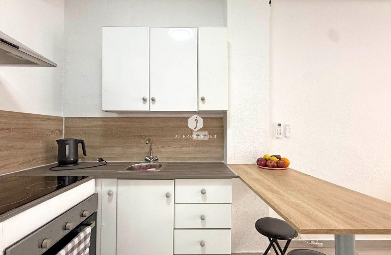 Tweedehands - Appartement / flat -
Torrevieja - Playa del Cura