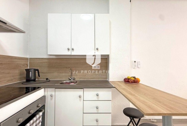 Tweedehands - Appartement / flat -
Torrevieja - Playa del Cura