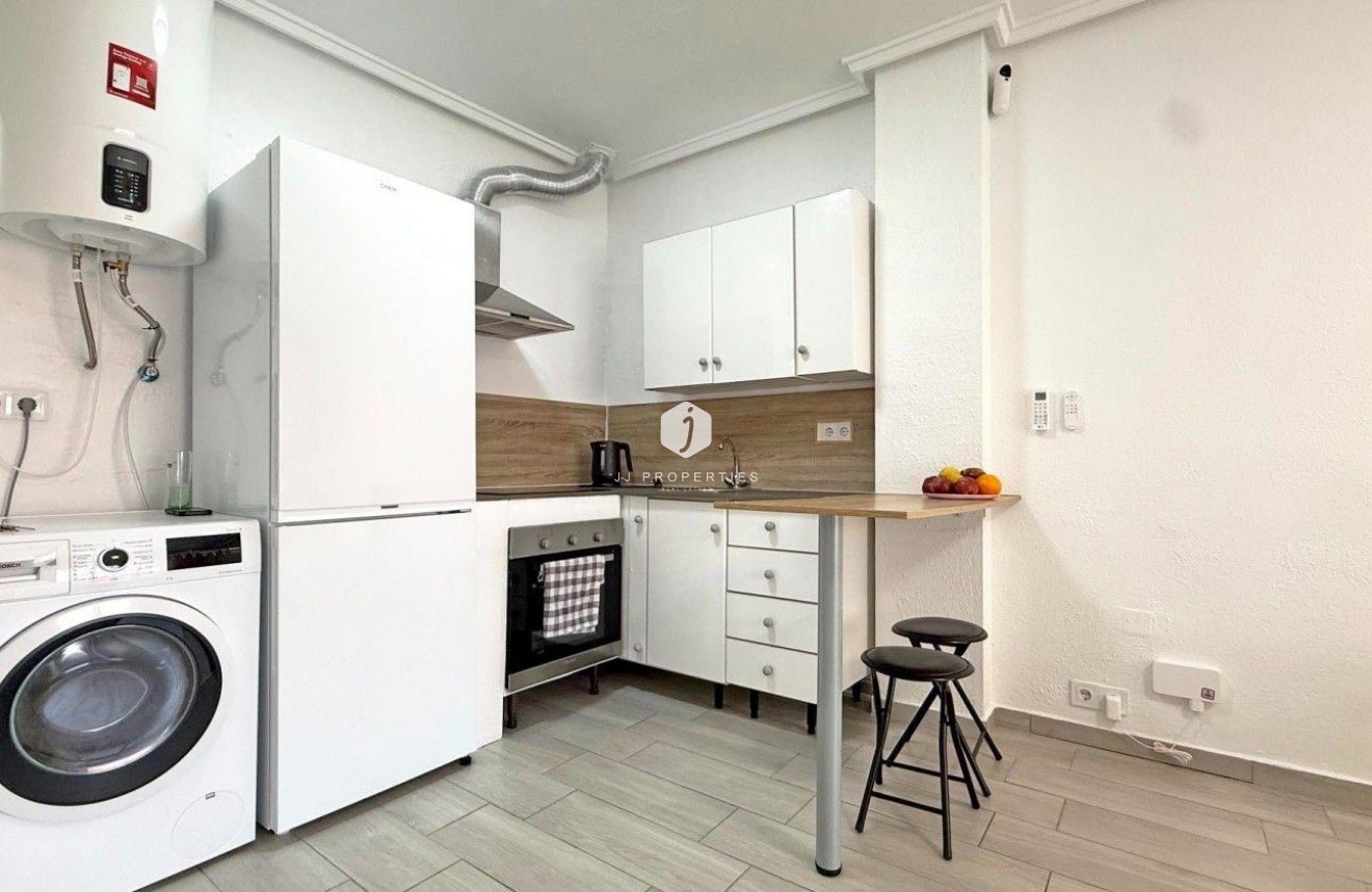 Tweedehands - Appartement / flat -
Torrevieja - Playa del Cura