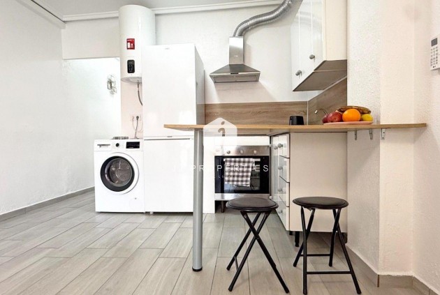 Tweedehands - Appartement / flat -
Torrevieja - Playa del Cura