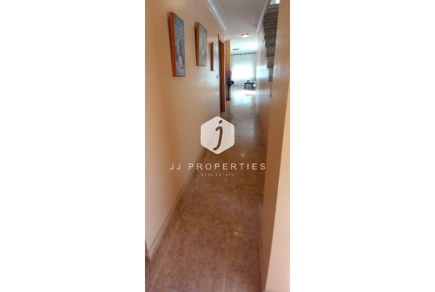 Resale - Chalet -
Torrevieja - Nueva Torrevieja