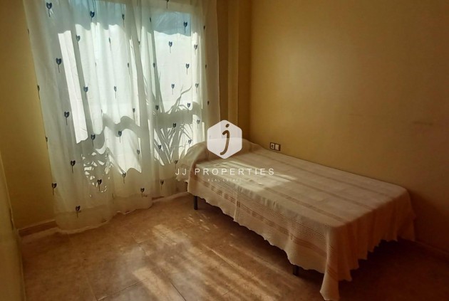 Resale - Chalet -
Torrevieja - Nueva Torrevieja