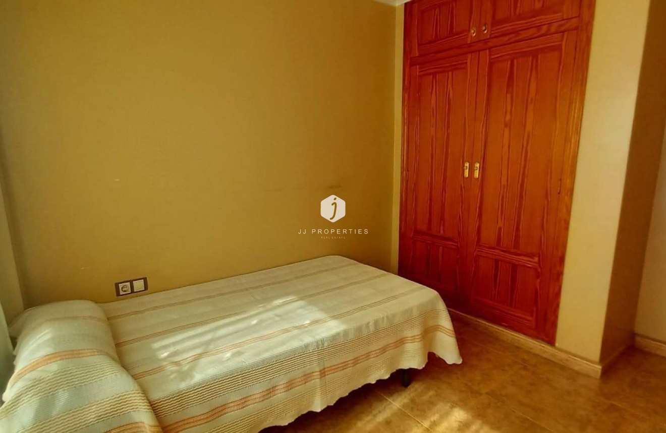 Resale - Chalet -
Torrevieja - Nueva Torrevieja