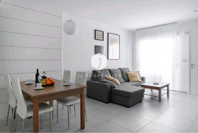 Segunda mano - Bungalow -
Torrevieja - Parque Acuático - Sector 25