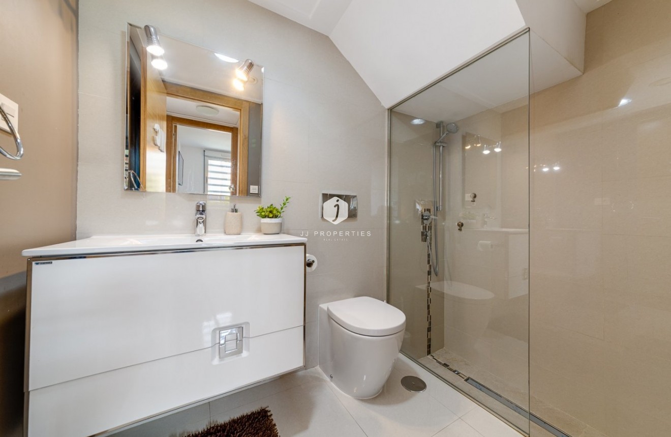 Tweedehands - Chalet -
Torrevieja - Sector 25