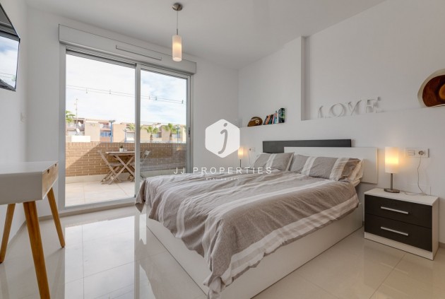 Tweedehands - Chalet -
Torrevieja - Sector 25