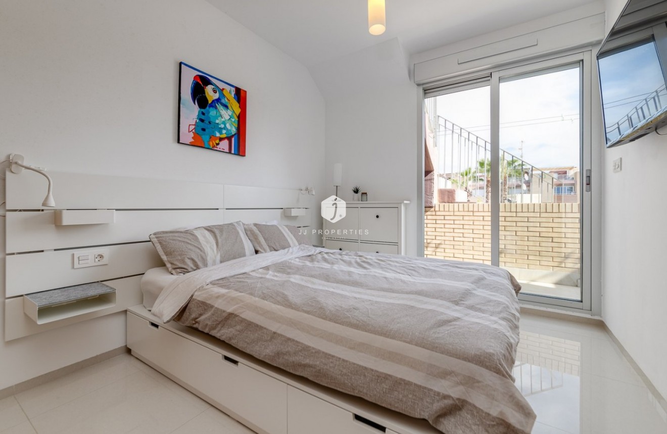 Tweedehands - Chalet -
Torrevieja - Sector 25