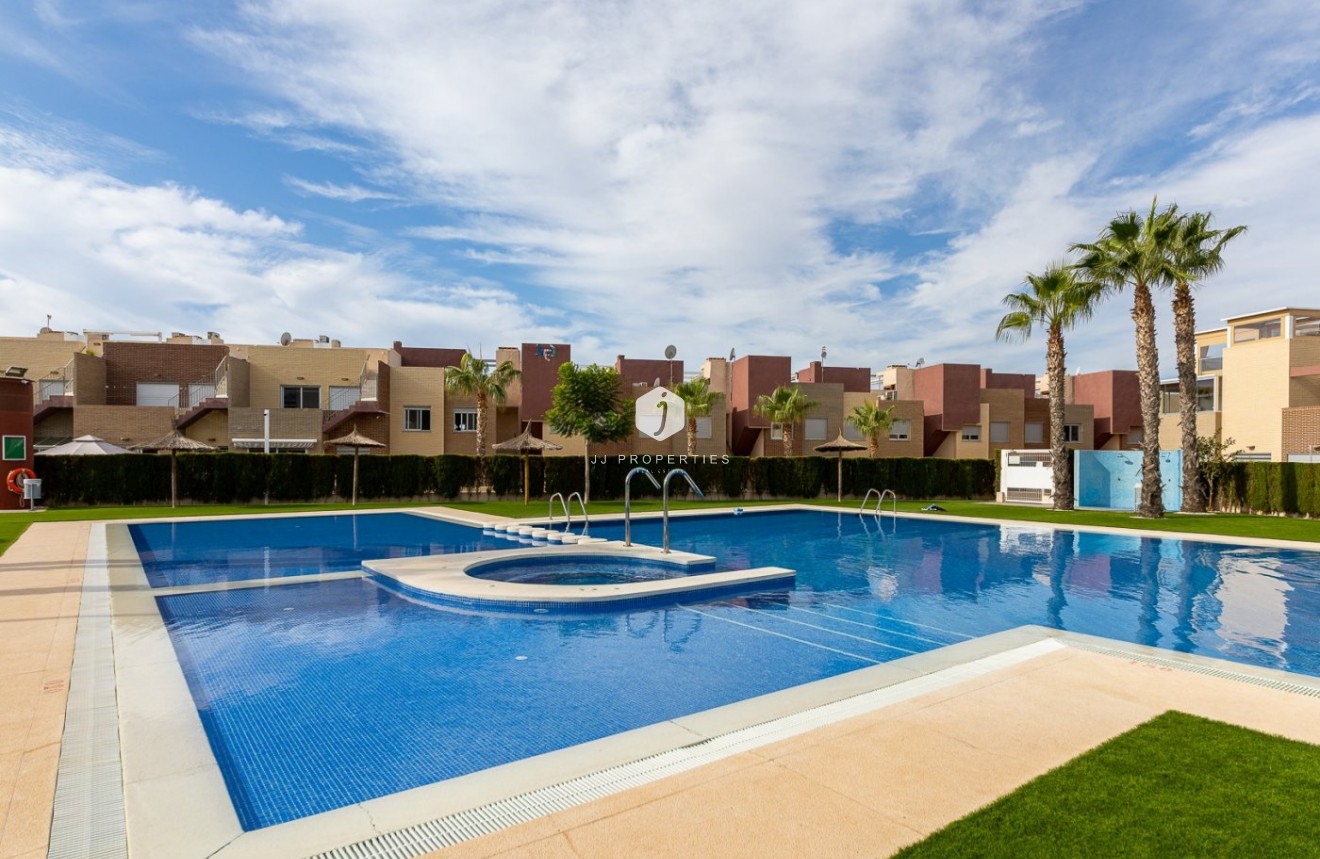 Tweedehands - Chalet -
Torrevieja - Sector 25