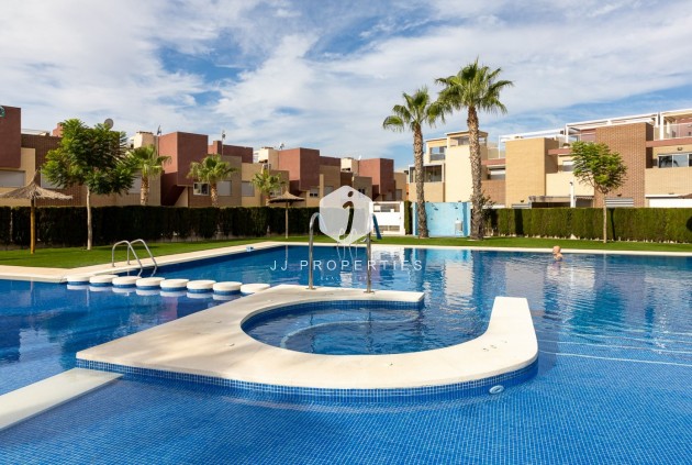 Tweedehands - Chalet -
Torrevieja - Sector 25