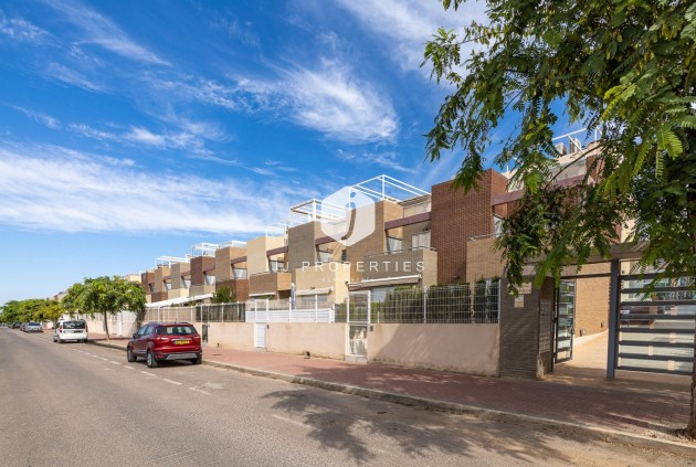 Tweedehands - Chalet -
Torrevieja - Sector 25